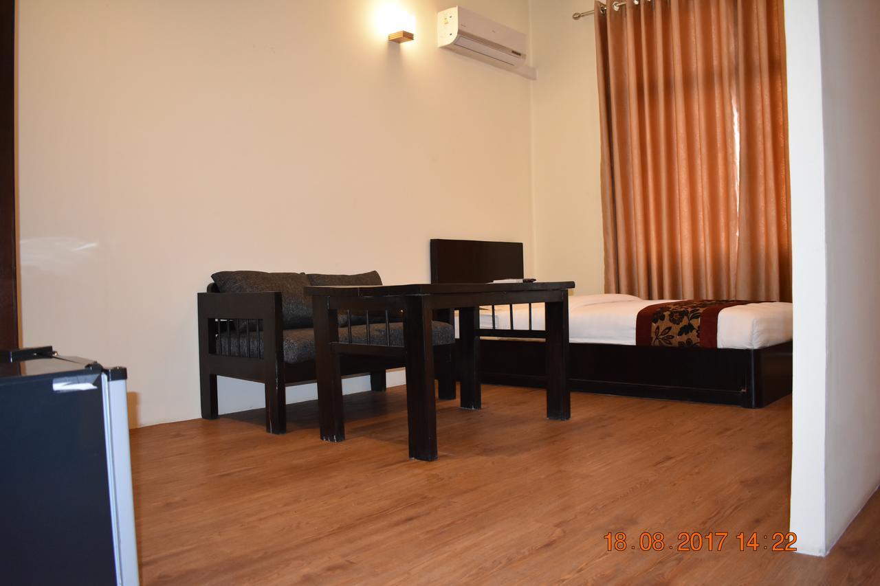 Hotel Hema Katmandu Zewnętrze zdjęcie